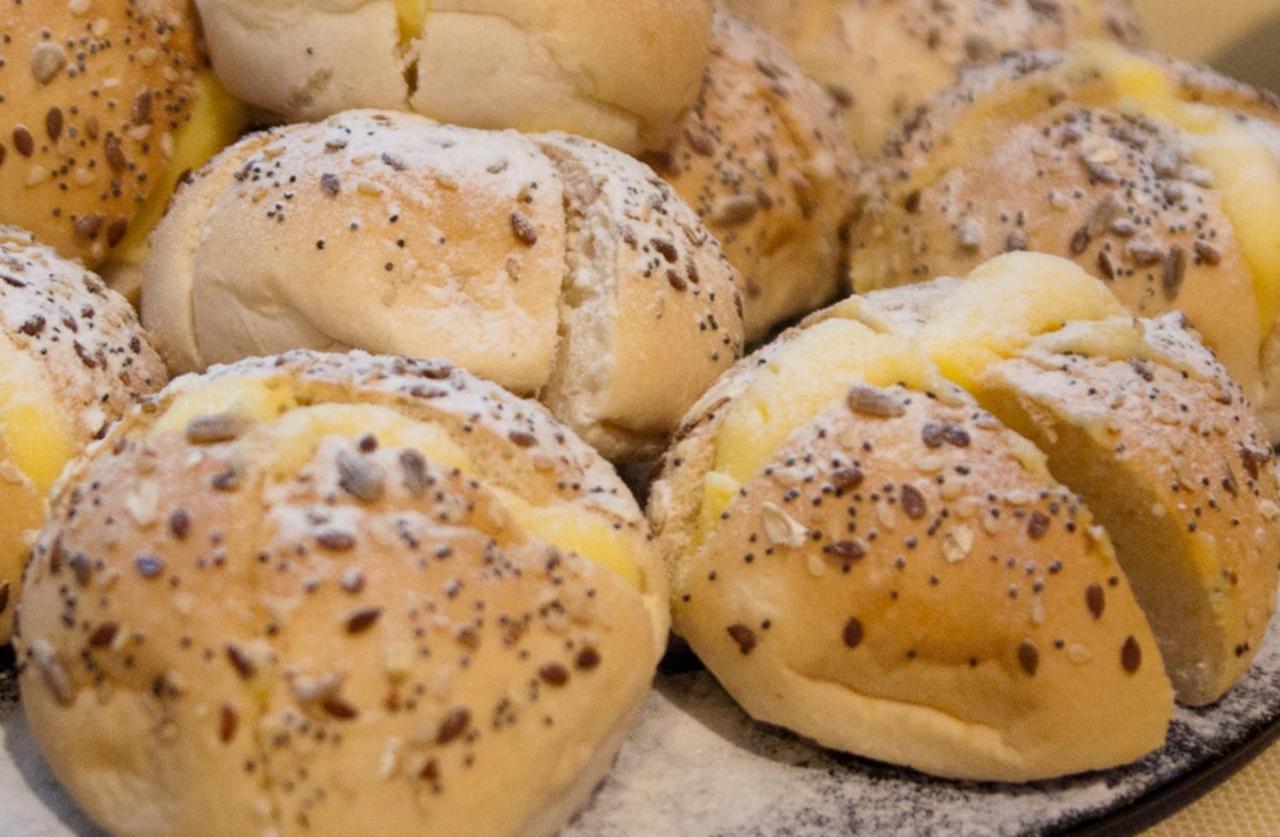 Hotel Restaurant 'De Oorsprong' Sint Nicolaasga Eksteriør bilde